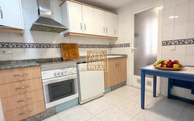 Apartment in Puerto Marina Greenwich, Altea, a beach front residential development.
